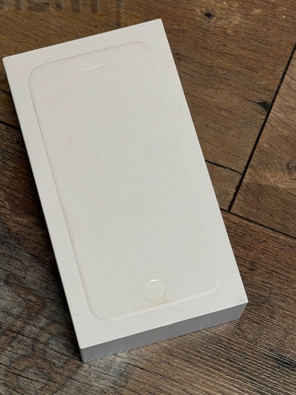 Apple Telefoni cellulari / Smartphones: iPhone 6 silver 64GB Leerverpackung – Usato da Lyssach venduto da 991.1 2