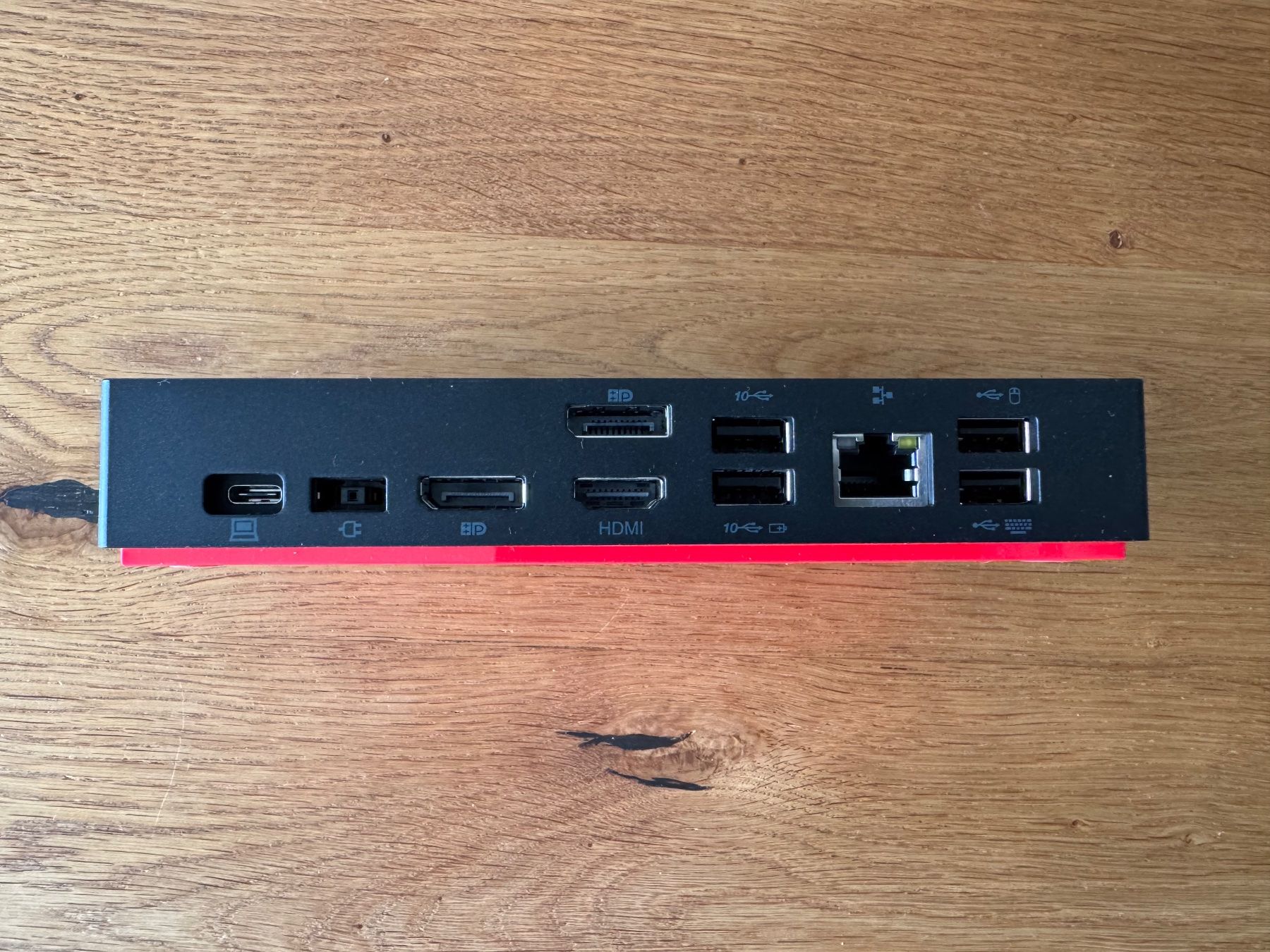 Lenovo Dockingstation: LENOVO Universal Docking-Station – Gebraucht aus Stäfa von Icejack 1
