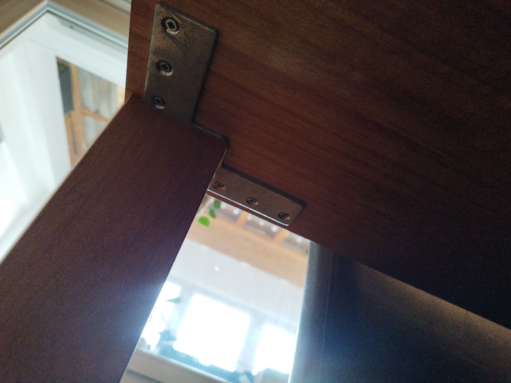 Tische: Schöner Holztisch – Gebraucht aus Bern von yol_8vs9 2