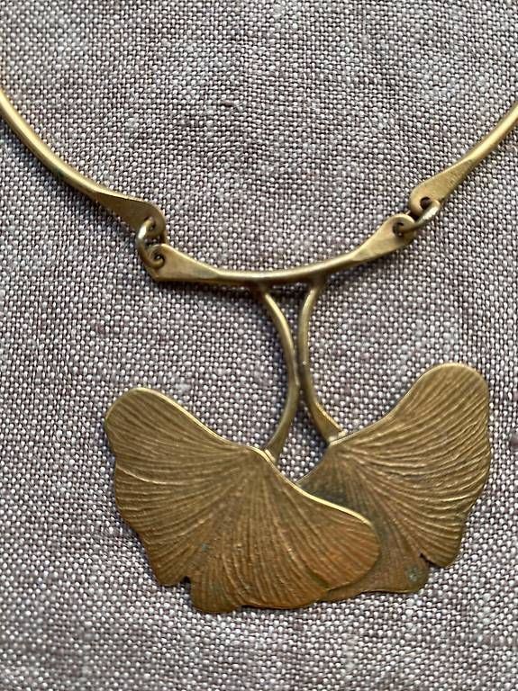 Colliers: Bronzekette mit Ohrhänger in Gingkoform – D'occasion à Dielsdorf par bar_7t27 1