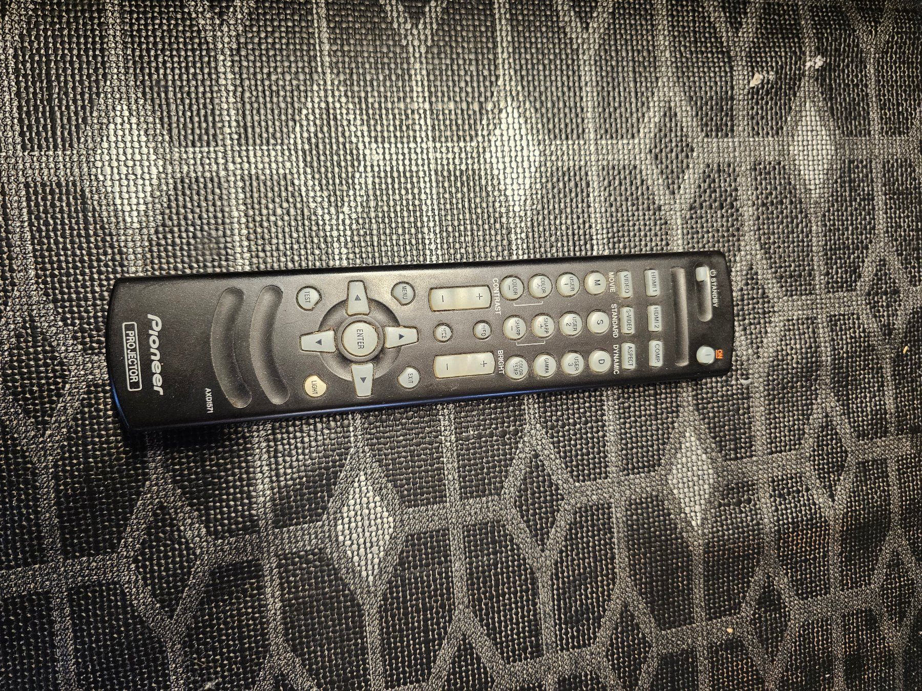 Pioneer Videoprojektoren: Pioneer Beamer – Gebraucht aus Unterseen von A.Z88 1