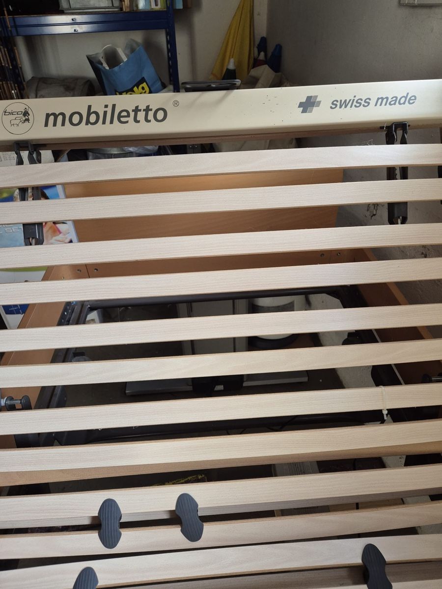 Letti: Pflegebett – Usato da Leuzigen venduto da knuschpi86 6
