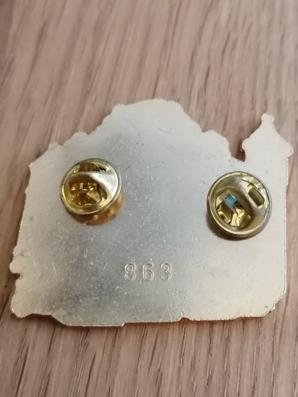 Placchette & Badge: Pin Dante Schuggi - Basler Oldtimer Tram – Usato da Basel venduto da vintagecollector 2