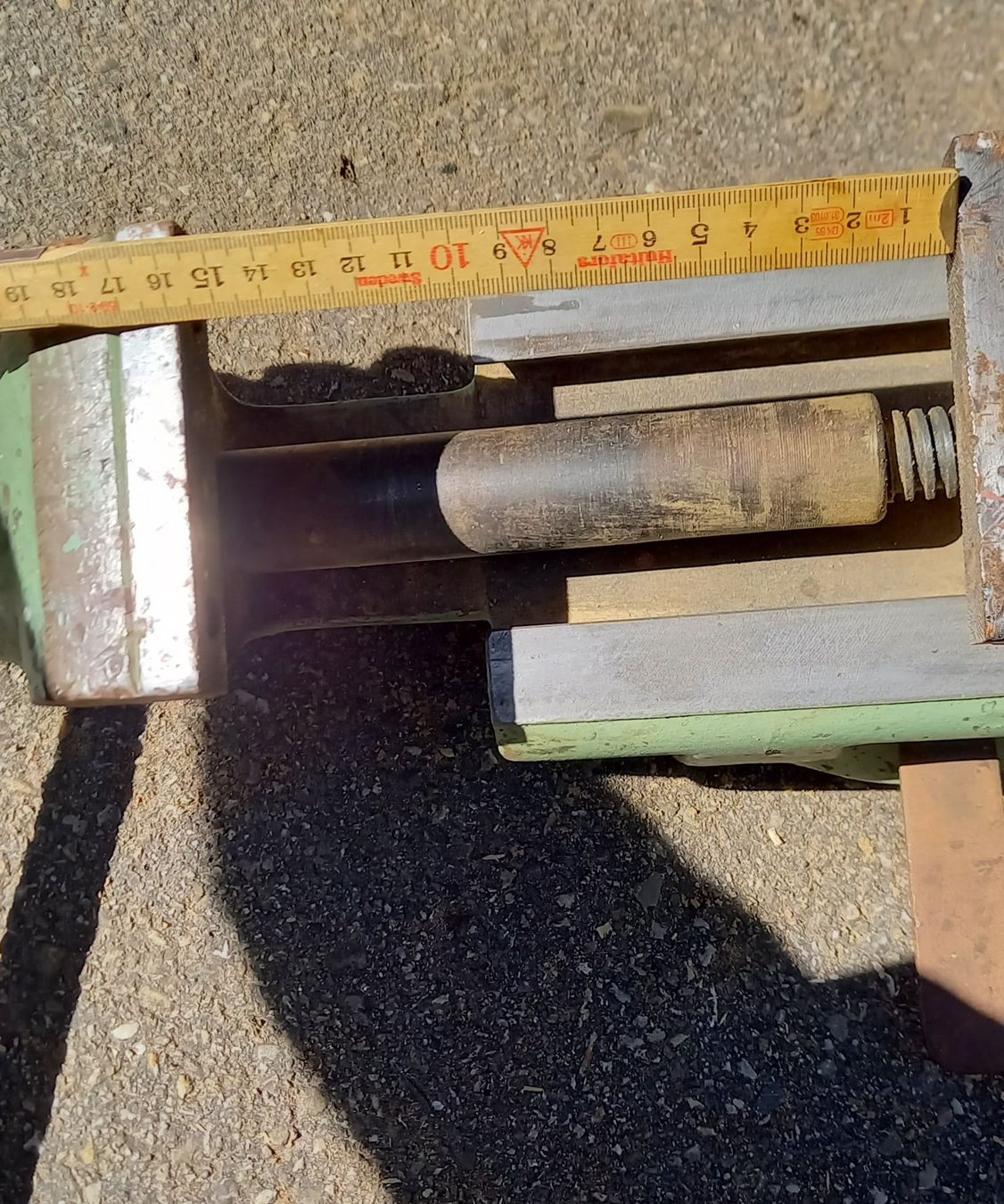 Alle Werkzeuge: Schraubstock schwenkbar – Gebraucht aus Oberfrittenbach von Damo1 2