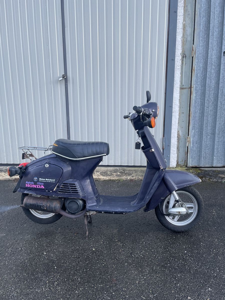 Honda Scooter: Honda melody deluxe – Usato da Neuchâtel venduto da EPCservices 4