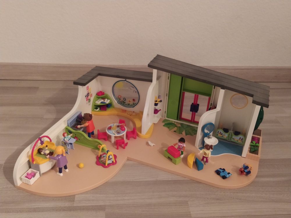  Playmobil KiTa Regenbogen 70280 (Gebraucht) in Wittenbach für CHF 12 Illustration 