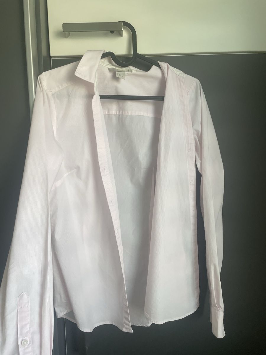 H&M Chemisiers: H&M Bluse Gr. 36  – D'occasion à Interlaken par sa.manta