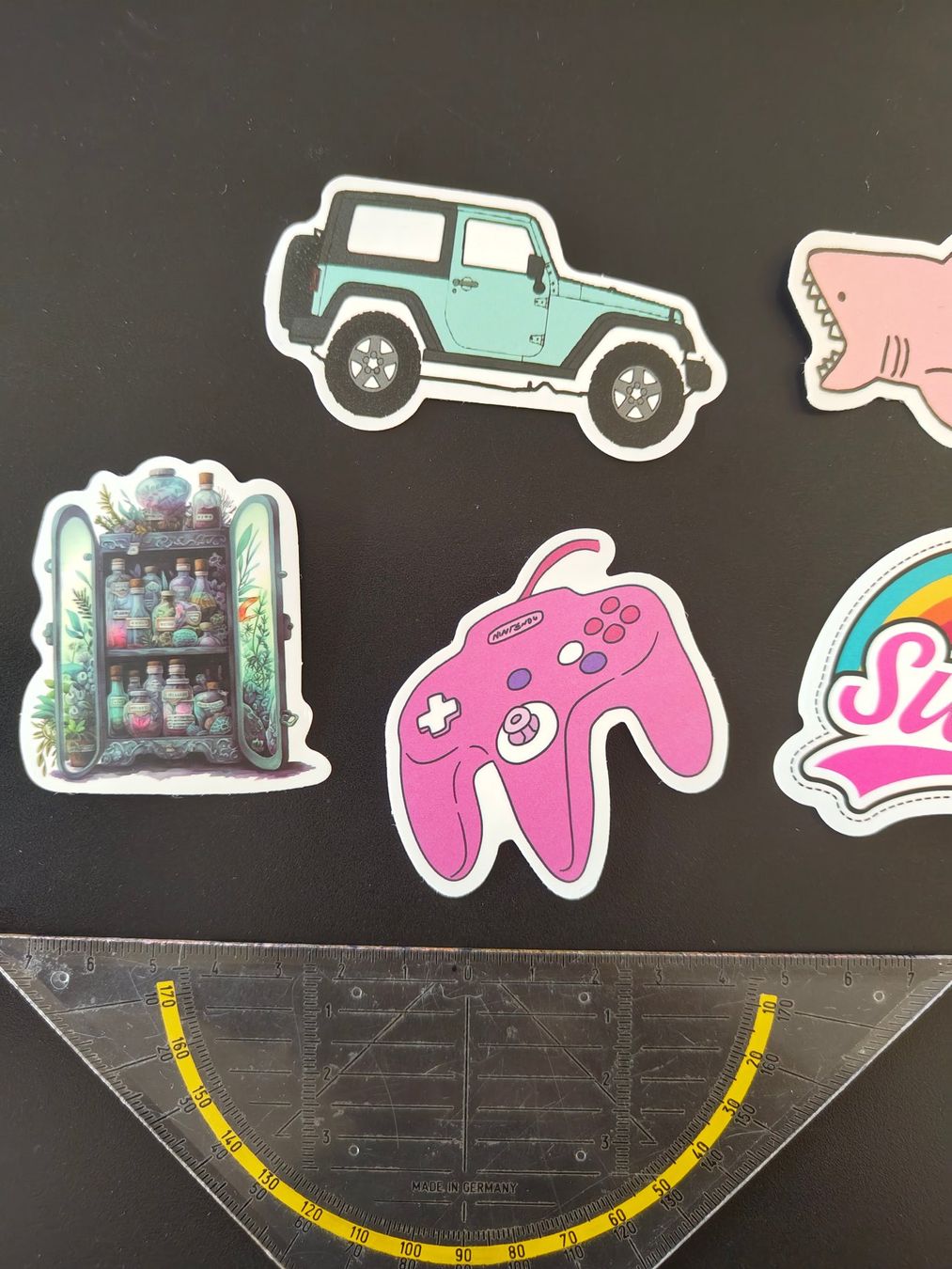 Aufkleber: 7 Sticker zum aufkleben – Gebraucht aus Emmenbrücke von BlSi 3
