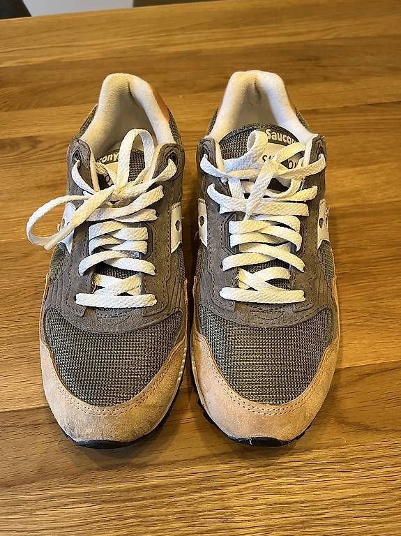 Saucony Scarpe da uomo: Saucony Sneakers Grösse 42.5 – Usato da Riehen venduto da Malackay87 2