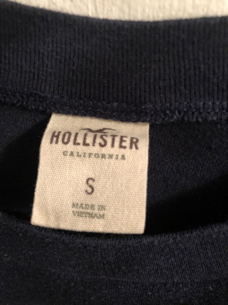 Hollister Top: Hollister – Usato da PUlly venduto da mum_22vds 2