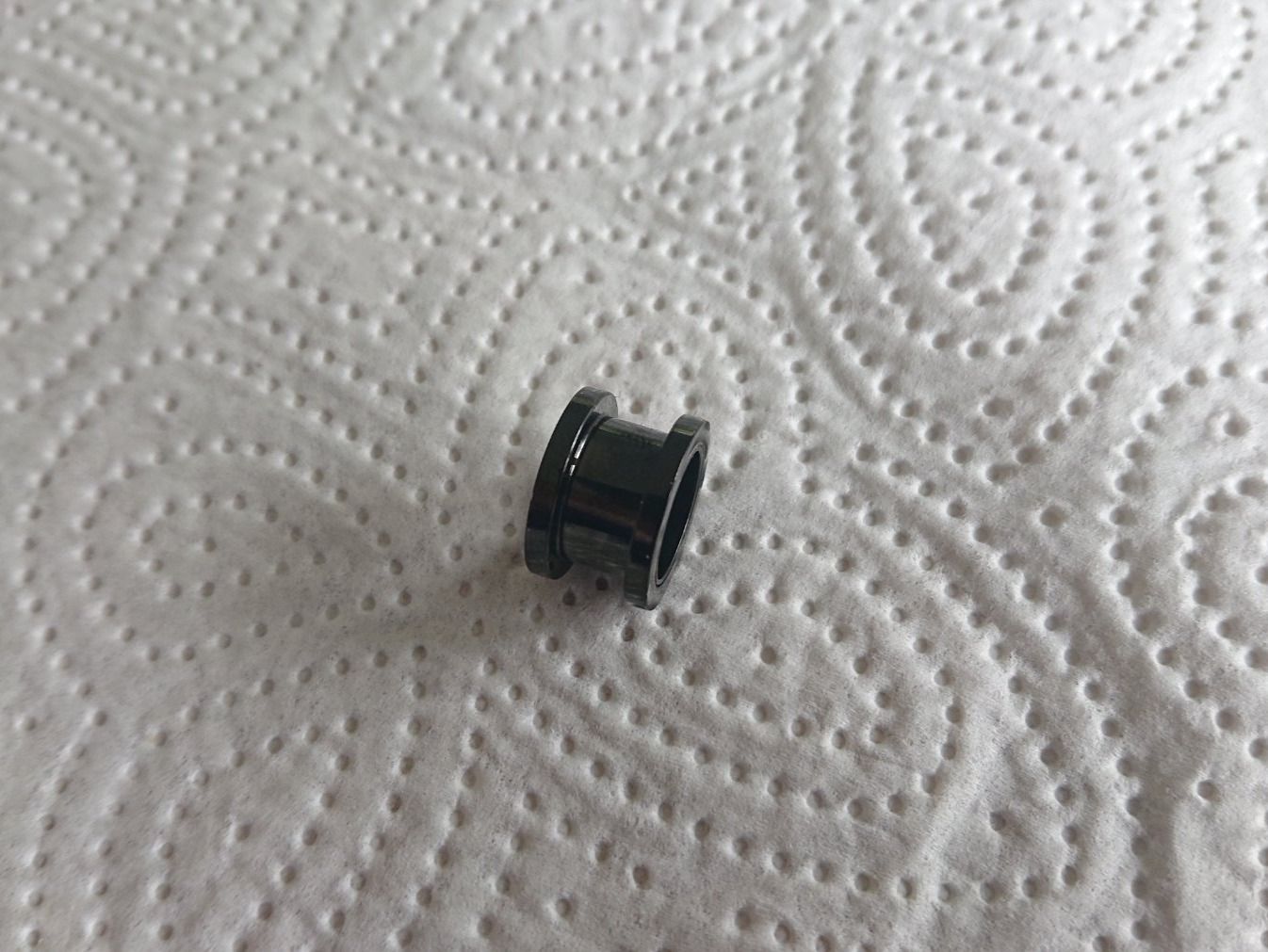 Gioielli per piercing: Tunel Plug mit Gewinde, schwarz, 12mm – Usato da Bönigen venduto da Mis1513 1