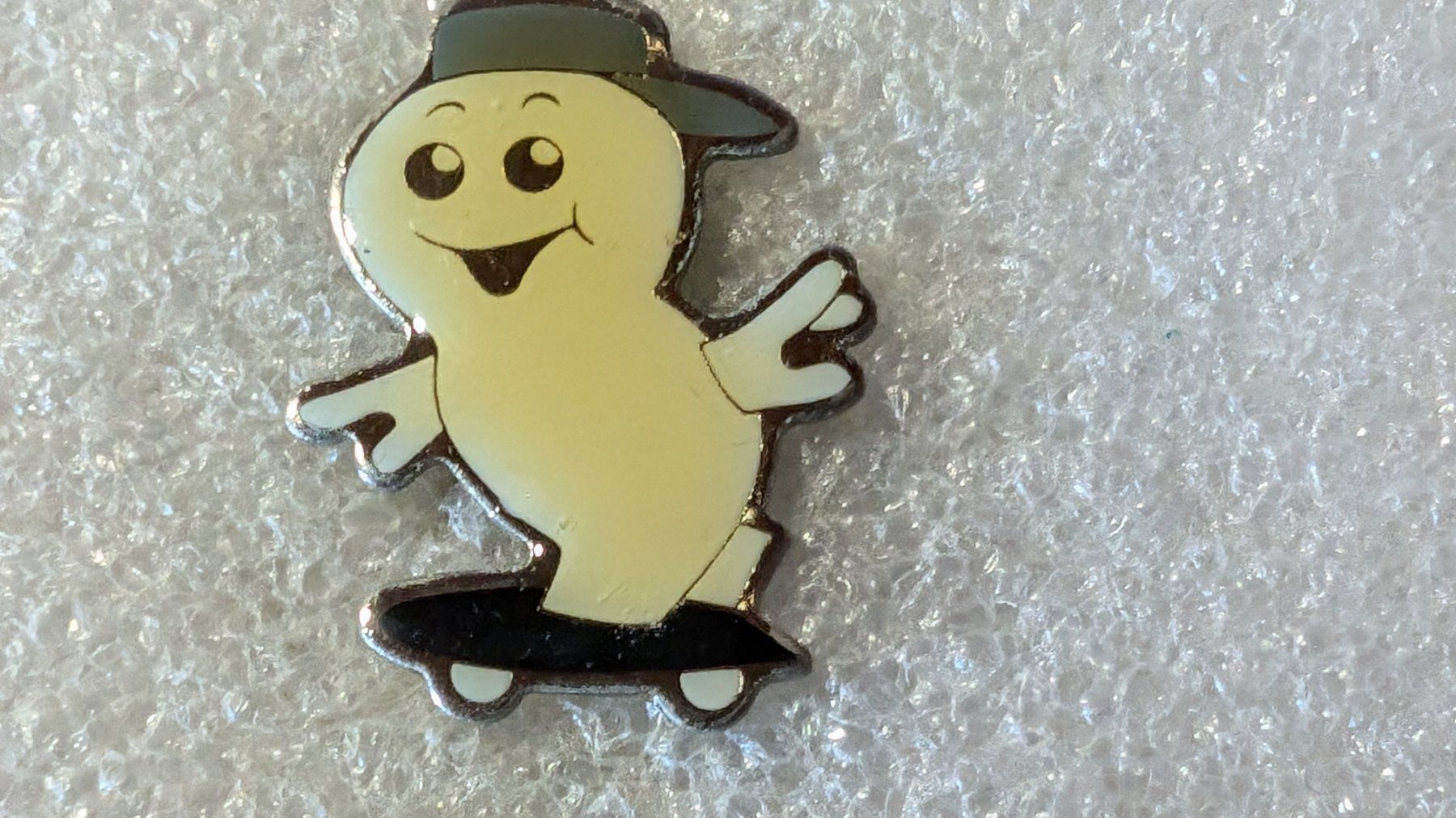 Placchette & Badge: Ansteckpin 227: Maga Bio – Usato da Oppligen venduto da Pin-Fall-Shop