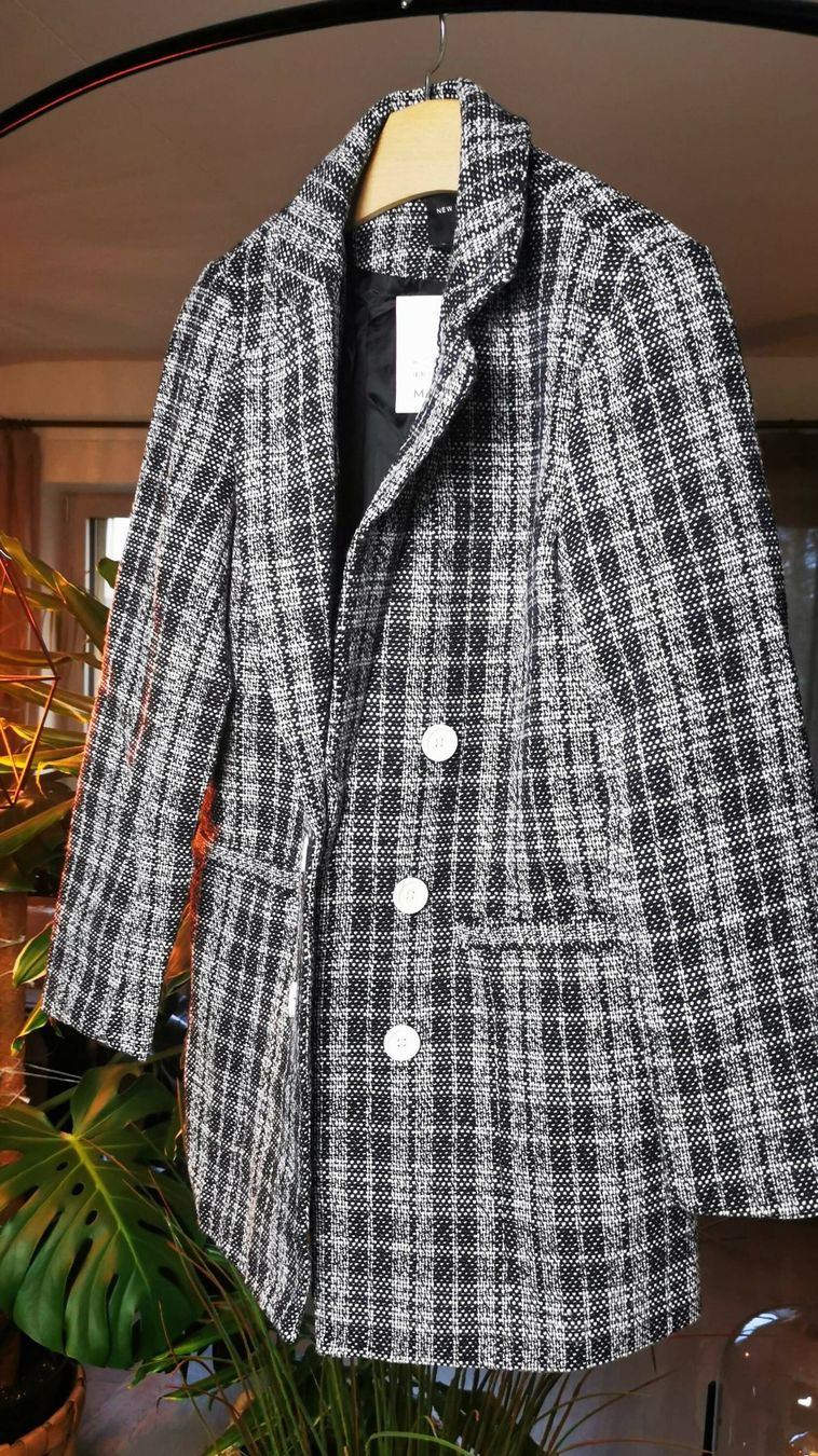 Cappotti: Schicker Damen Mantel Schwarz-Weiss kariert - Gr. 38 / M – Usato da Wettingen venduto da JasminL92-2