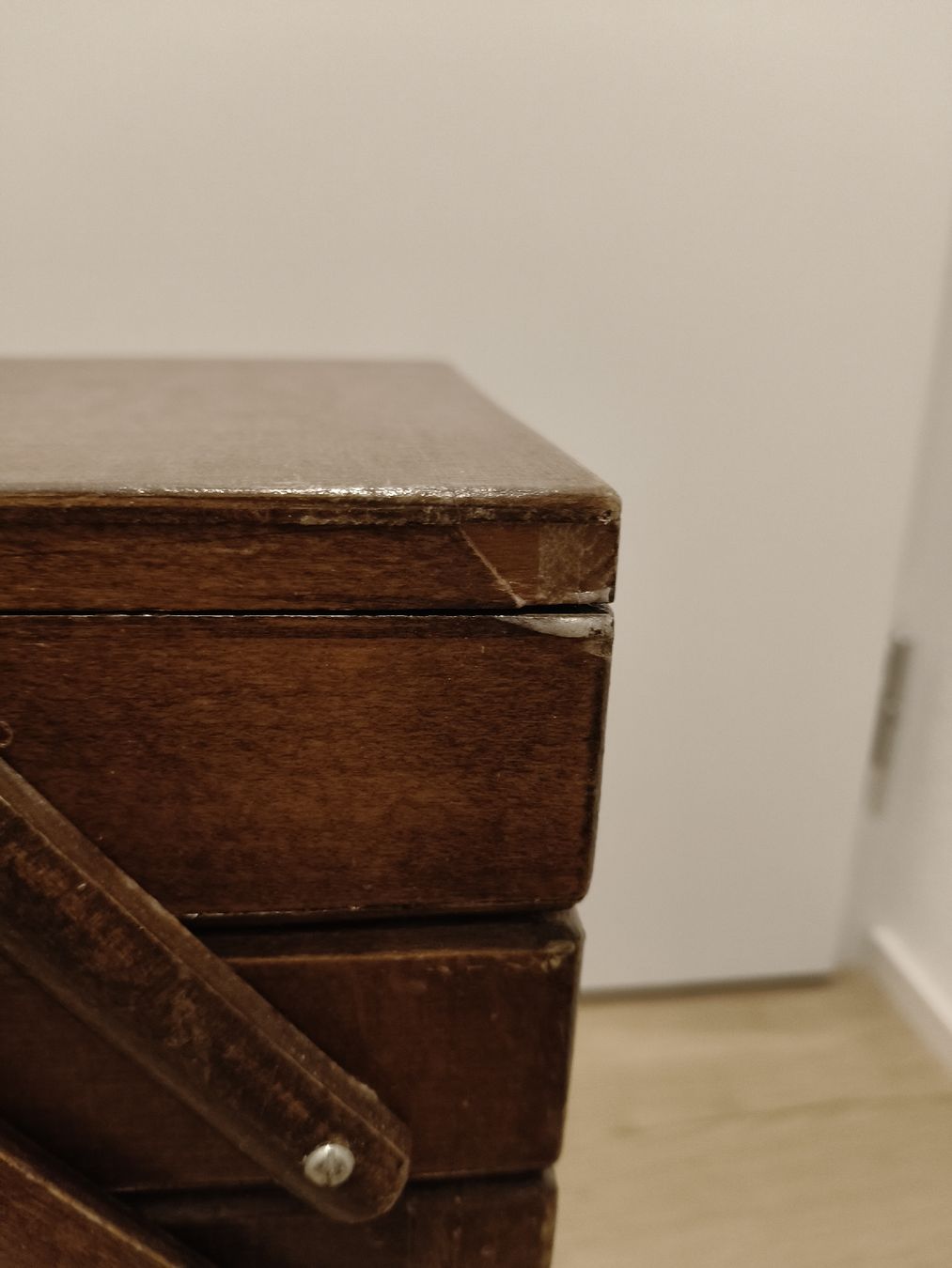 Barattoli: Travailleuse / boîte à couture – Usato da Monthey venduto da lesaffairesdecamille 7