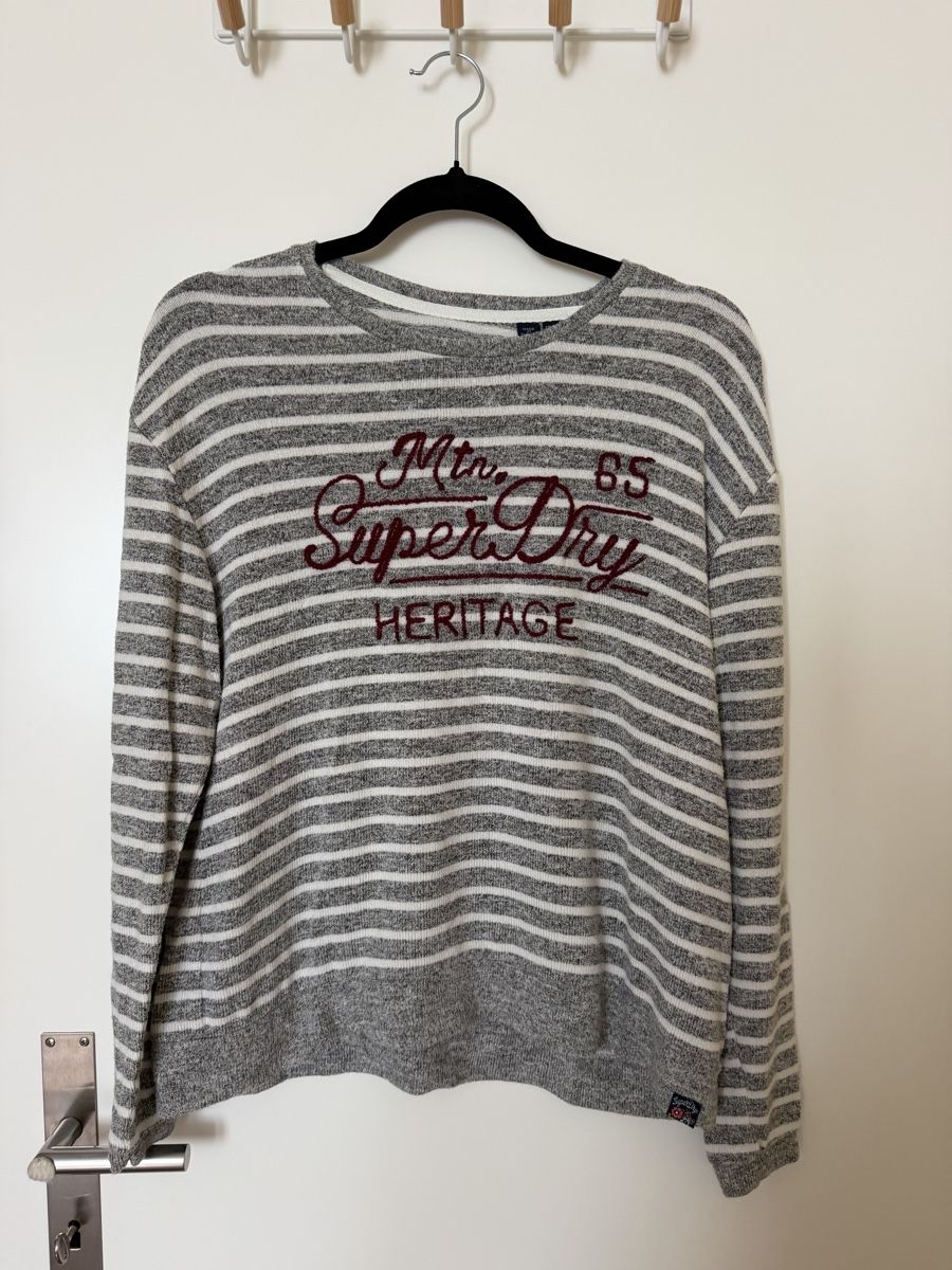 Superdry Maglioni & Felpe: Superdry Pullover gestreift grau weiss Grösse 40 – Usato da Langnau am Albis venduto da Schneeflocke92