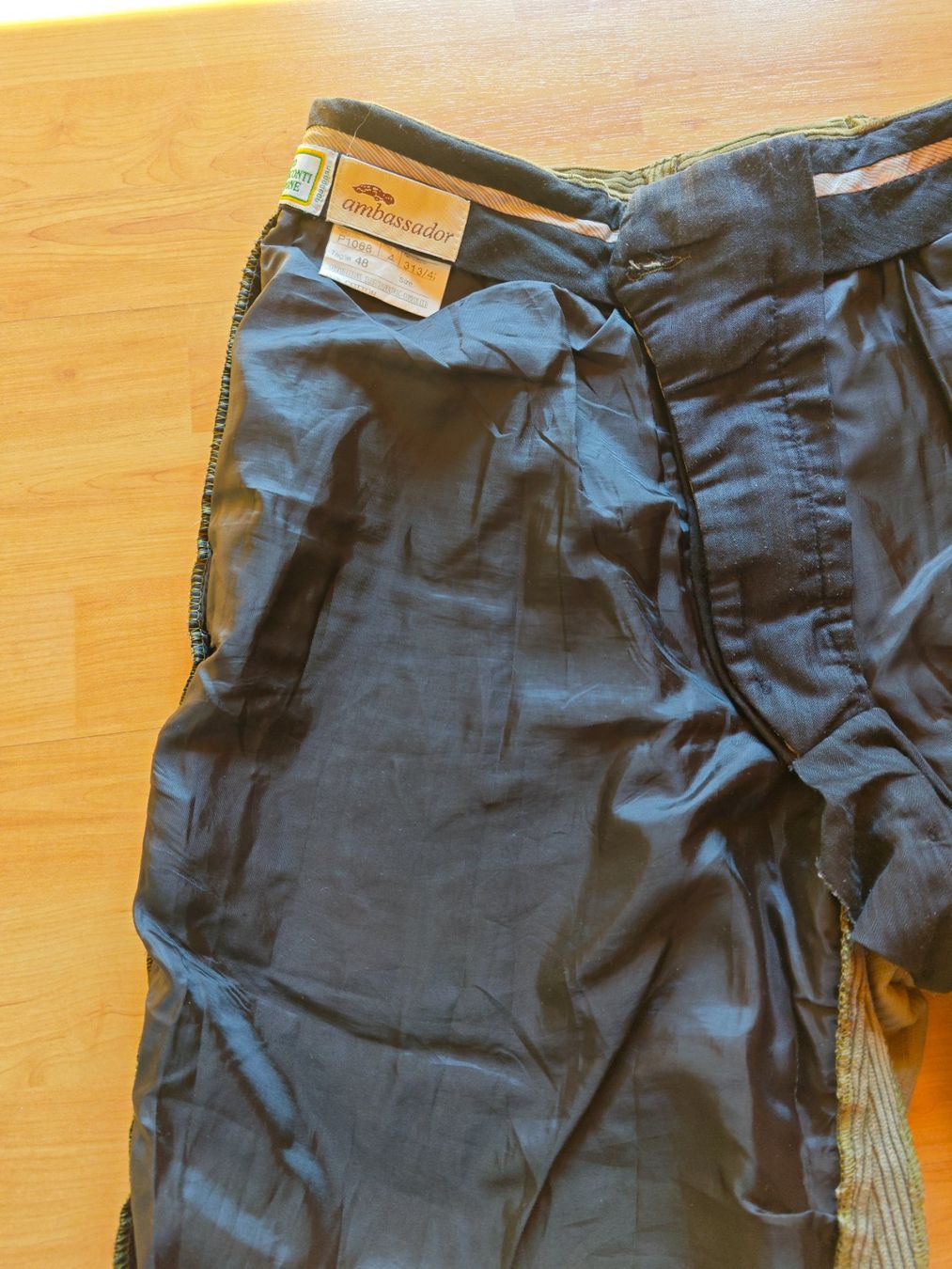 Pantaloni: Vintage Cordhose – Usato da Sörenberg venduto da bol_8lfr 5