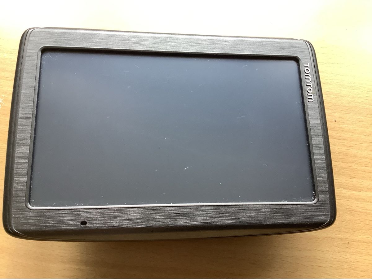 Tomtom Navigatori: TomTom Navigationsgerät Modell 4EQ50 Z1230 – Usato da Saas-Balen venduto da kircin