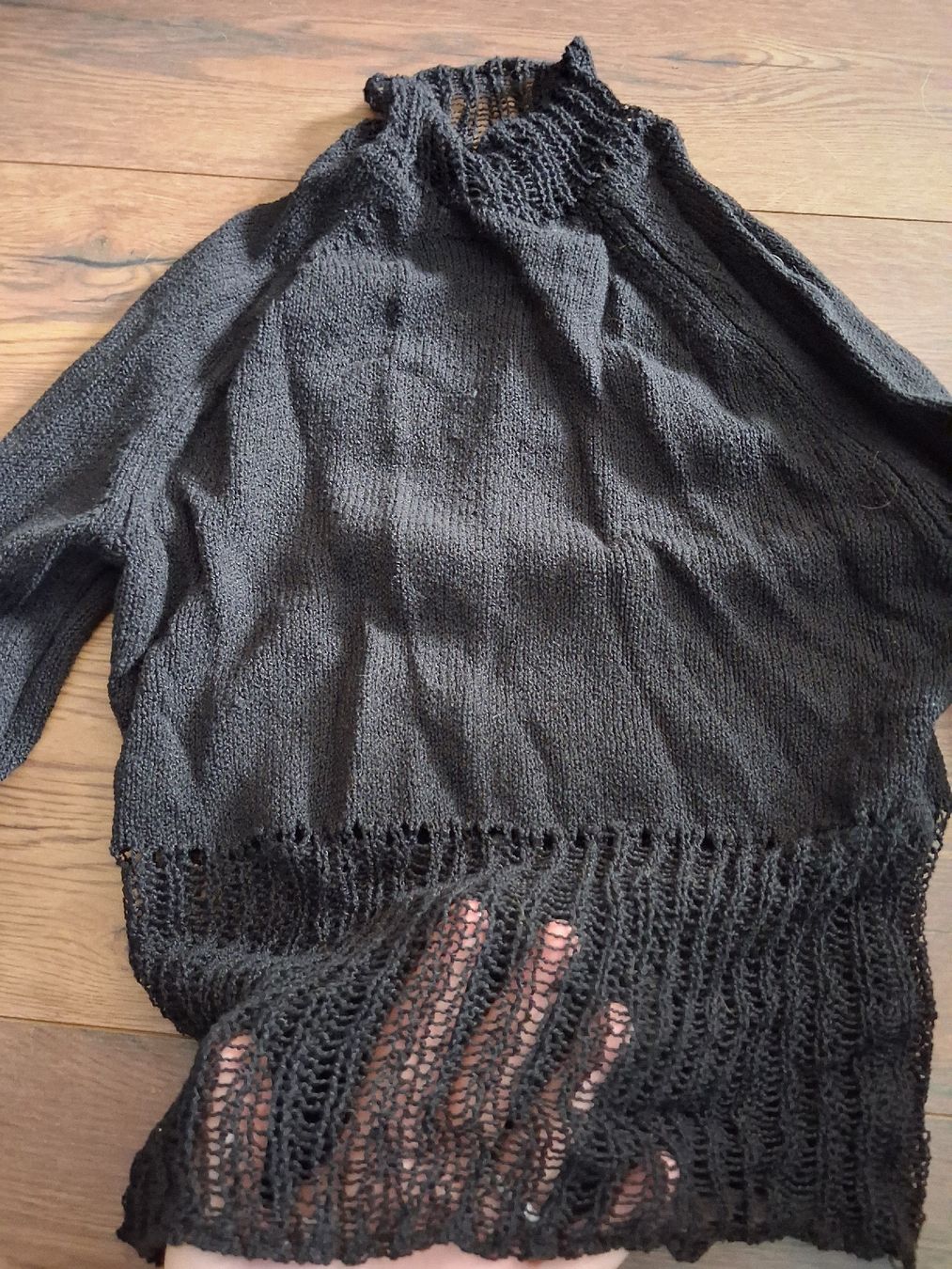 Maglioni & Felpe: Damen Pullover schwarz Grösse M feine Strickware – Nuovo (secondo la descrizione) da Sevelen venduto da rot_7p8z 1