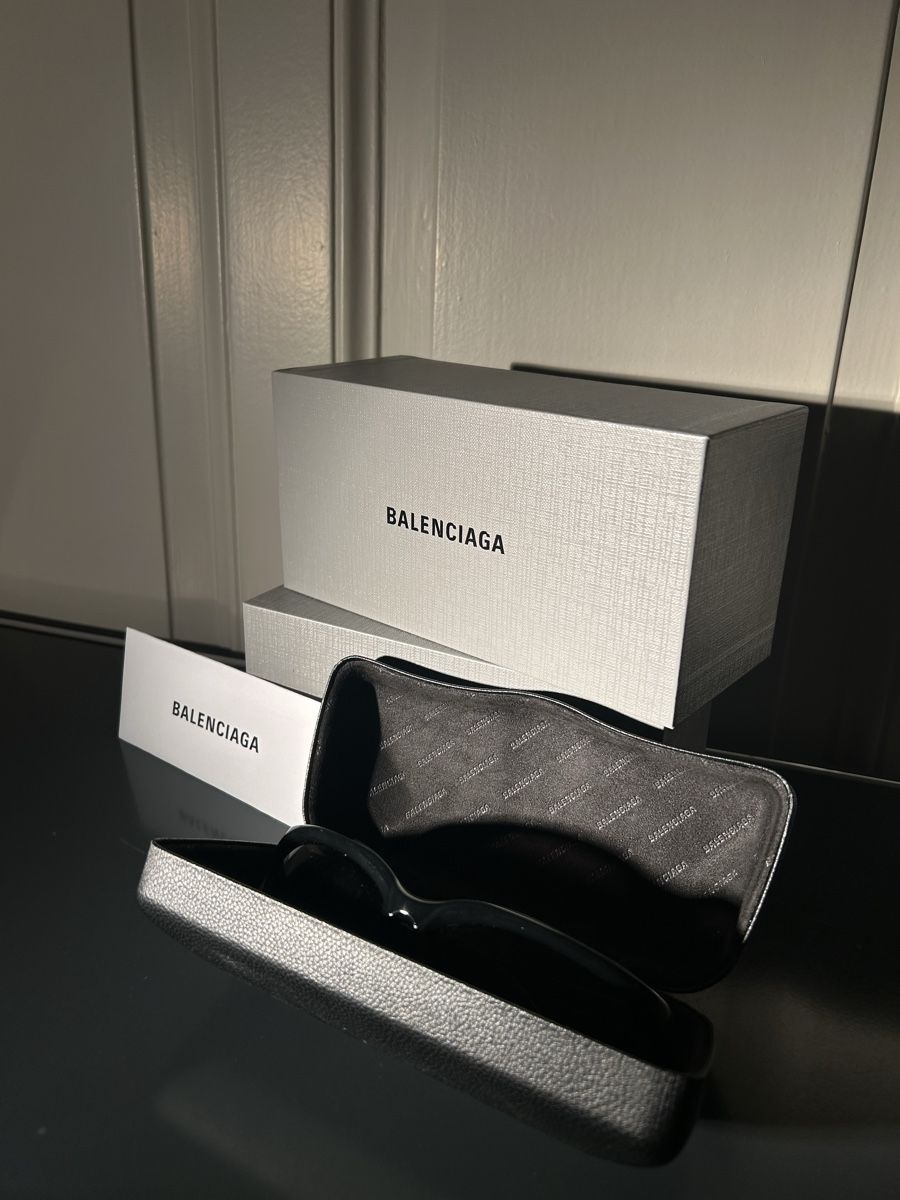 Balenciaga Occhiali & Lenti: Balenciaga Sonnenbrille – Nuovo (secondo la descrizione) da St. Gallen venduto da misvakall 1