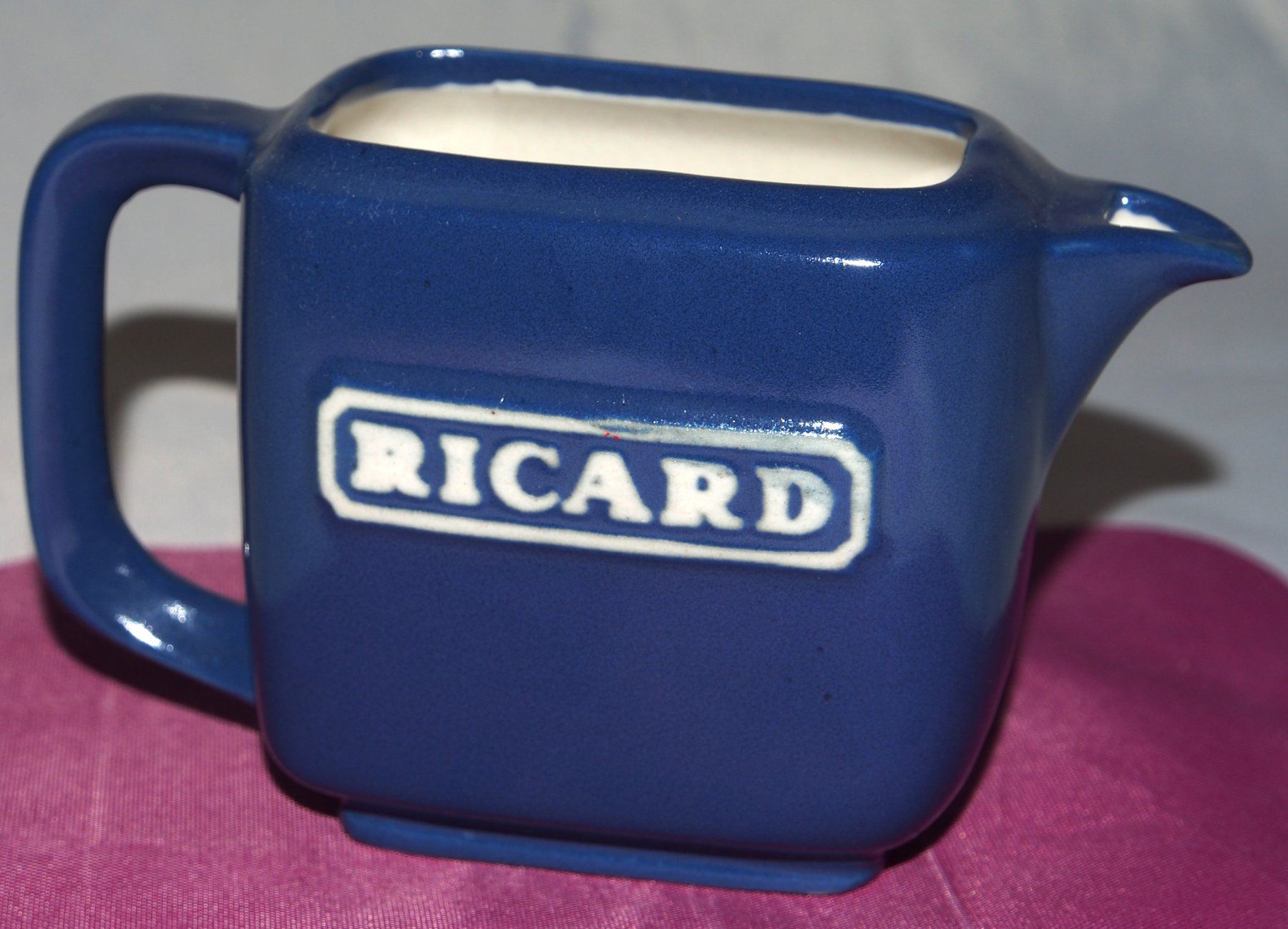 Ricard Caraffe: Petit Pichet Ricard bleu – Usato da Ovronnaz venduto da Etagne68 1