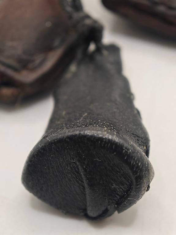 Ciondoli: Buddha Amulett \ Bhumisparsha Mudra – Usato da Basel venduto da Shankar 3