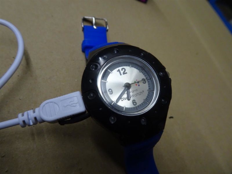 Uhren: neue Disco Uhr mit Beleuchtung – Neu und originalverpackt aus Necker von liq24 3