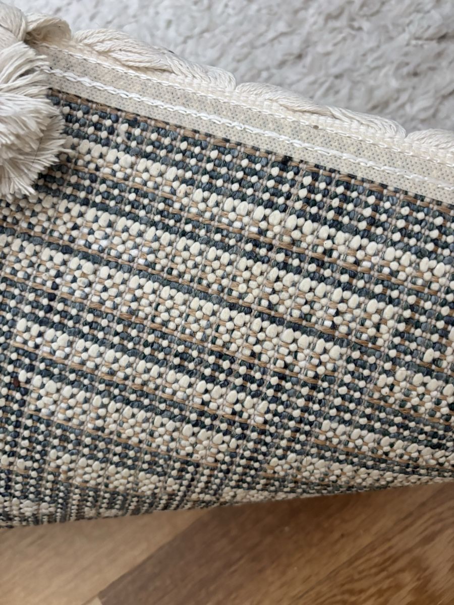 Decken: Bettüberwurf H&M 180x250cm – Gebraucht aus Zug von Biki72 4