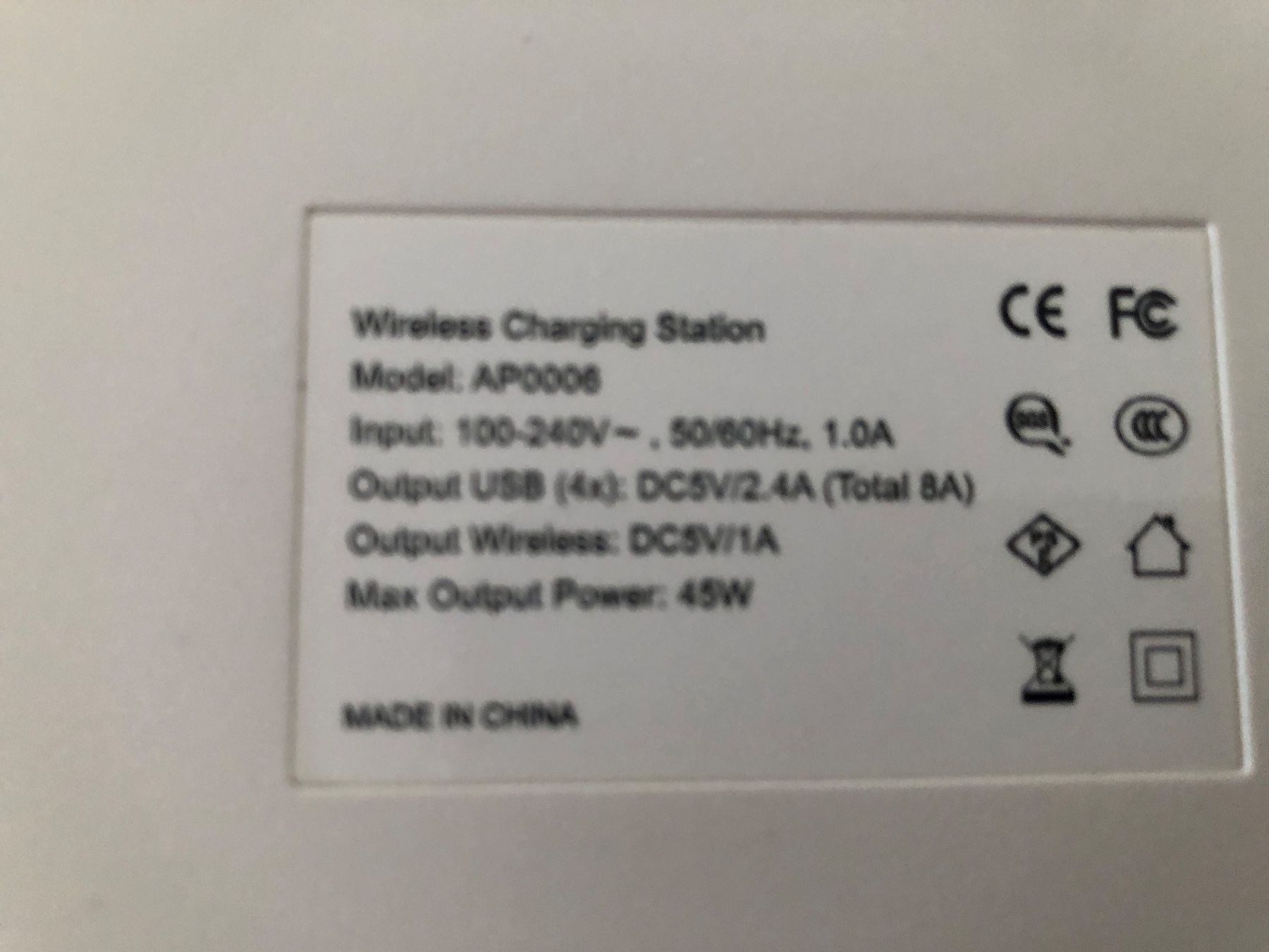 Caricabatterie: Wireless Charger Station + usb – Nuovo (secondo la descrizione) da allschwil venduto da Admin1456 2