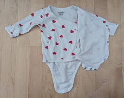 Baby Wickelbody Langarm – Weiss / Rote Herzen - Gr. 62
