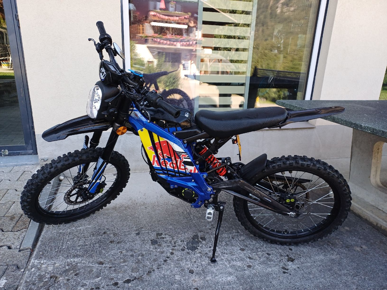 Vélos: Surron Light BeeX – D'occasion à Matten(St.Stephan) par Tj_Inside