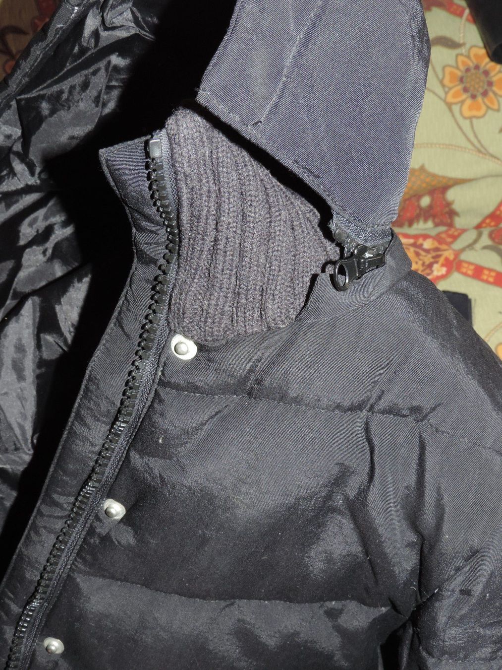 Giacche: doudoune noir avec plume – Usato da Genève venduto da Axelle333 6