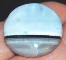 Cabochon L-8424 – Blauer Owyhee Opal 24,5x24,5mm 29.25 Karat
