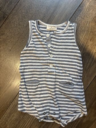 Body / Kleidungsstück für Baby - 6 Monate
