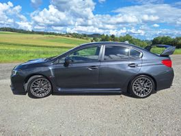 SUBARU WRX STi sport 2.5L TURBO 4WD (301 PS)