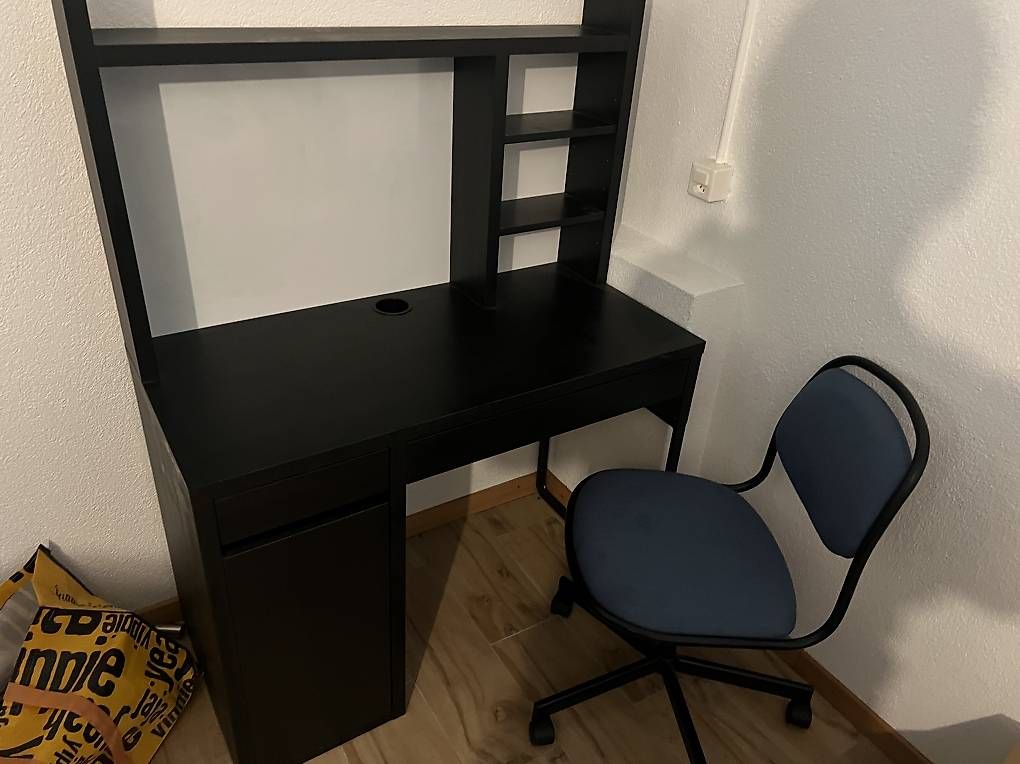Schreibtische: Bureau noir moderne  Comme neuf – Gebraucht aus Montherod von bou_qq6t 1