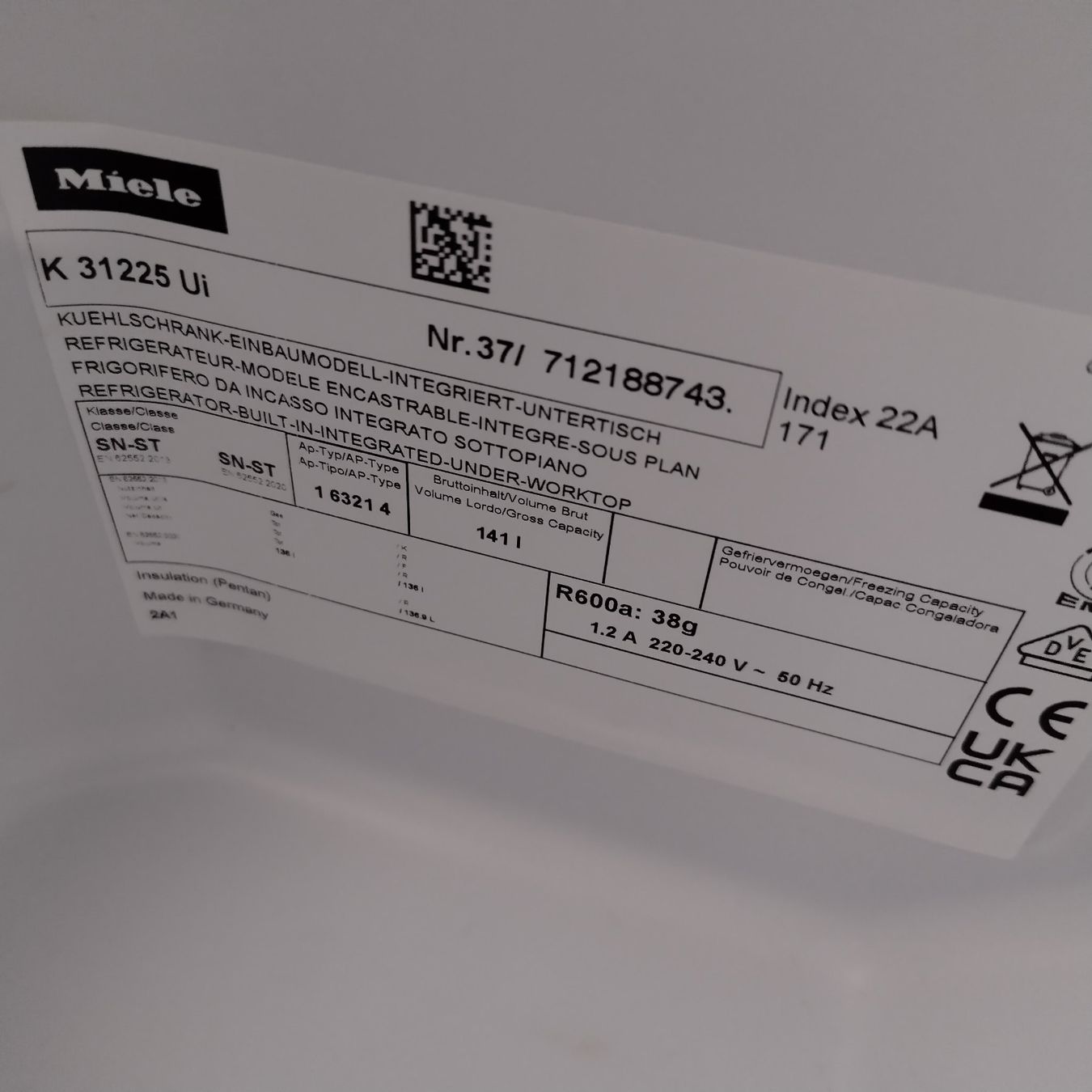 Miele Frigoriferi: Miele Kühlschrank K 31225 Ui – Usato da Herisau venduto da Ea83 3