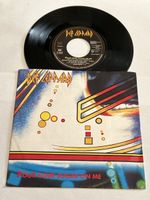 Def Leppard. 1989. Pour Some Sugar On Me