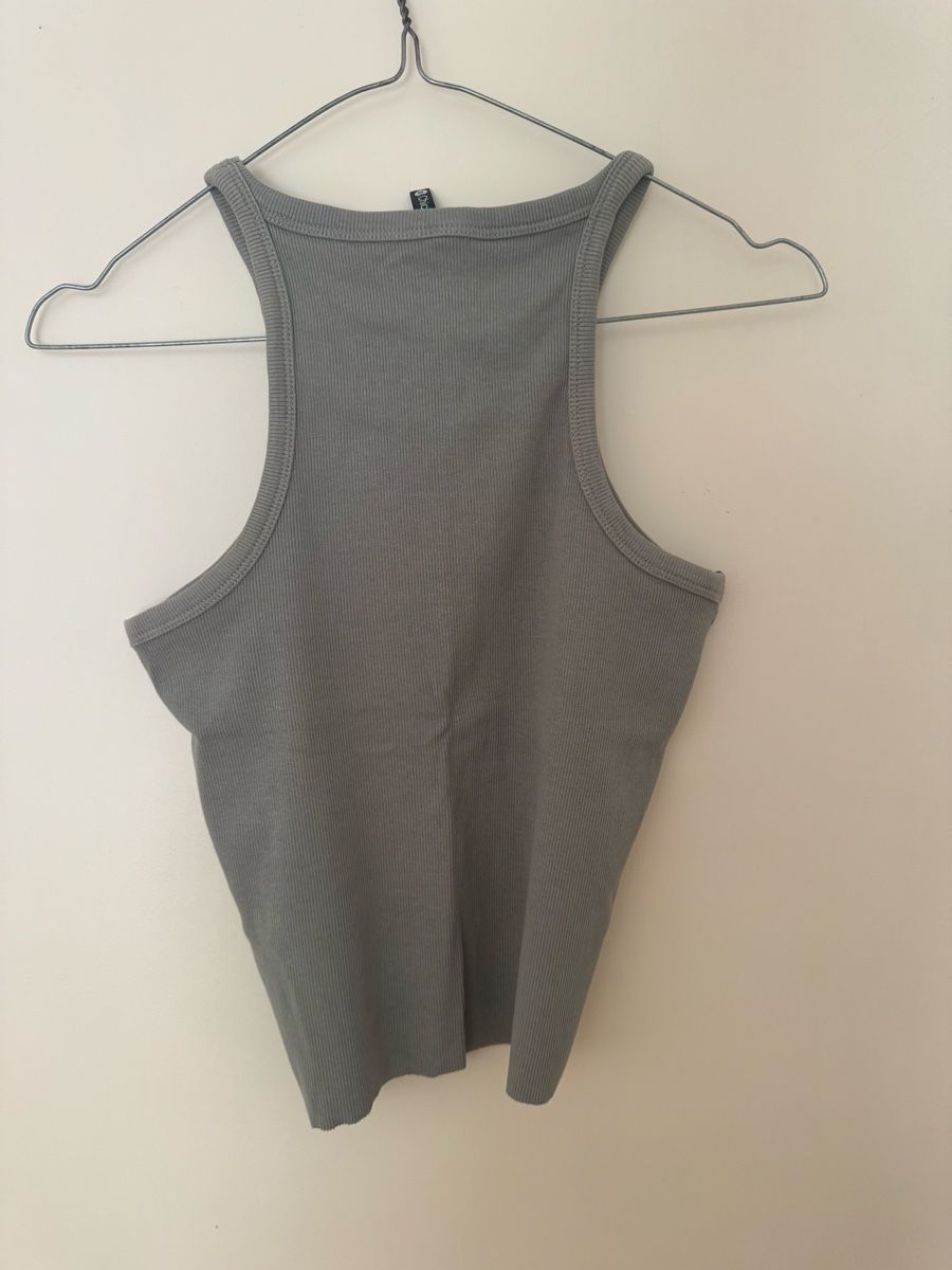 Tops: Top Gr.M – D'occasion à zürich par fufinini4 3