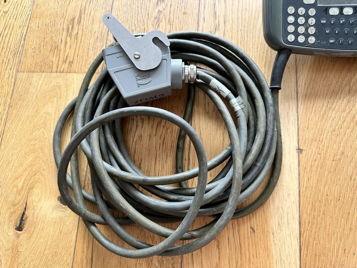 Fotocamera: KUKA KCP KR C1 Teach Pendant KRC1 Handprogrammiergerät – Usato da Nebikon venduto da schnischna80 2