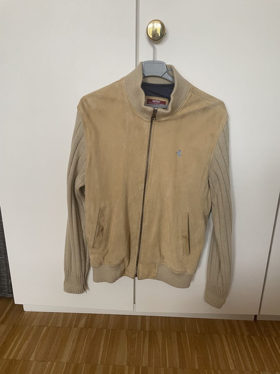 Ferrari Vestes: Veste Ferrari en daim  – D'occasion à Le Mont sur Lausanne par lur_rx2g