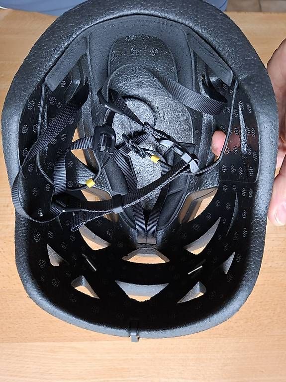 Caschi: Kletterhelm Black Diamond Vapor – Usato da Entlebuch venduto da vinokurov 2