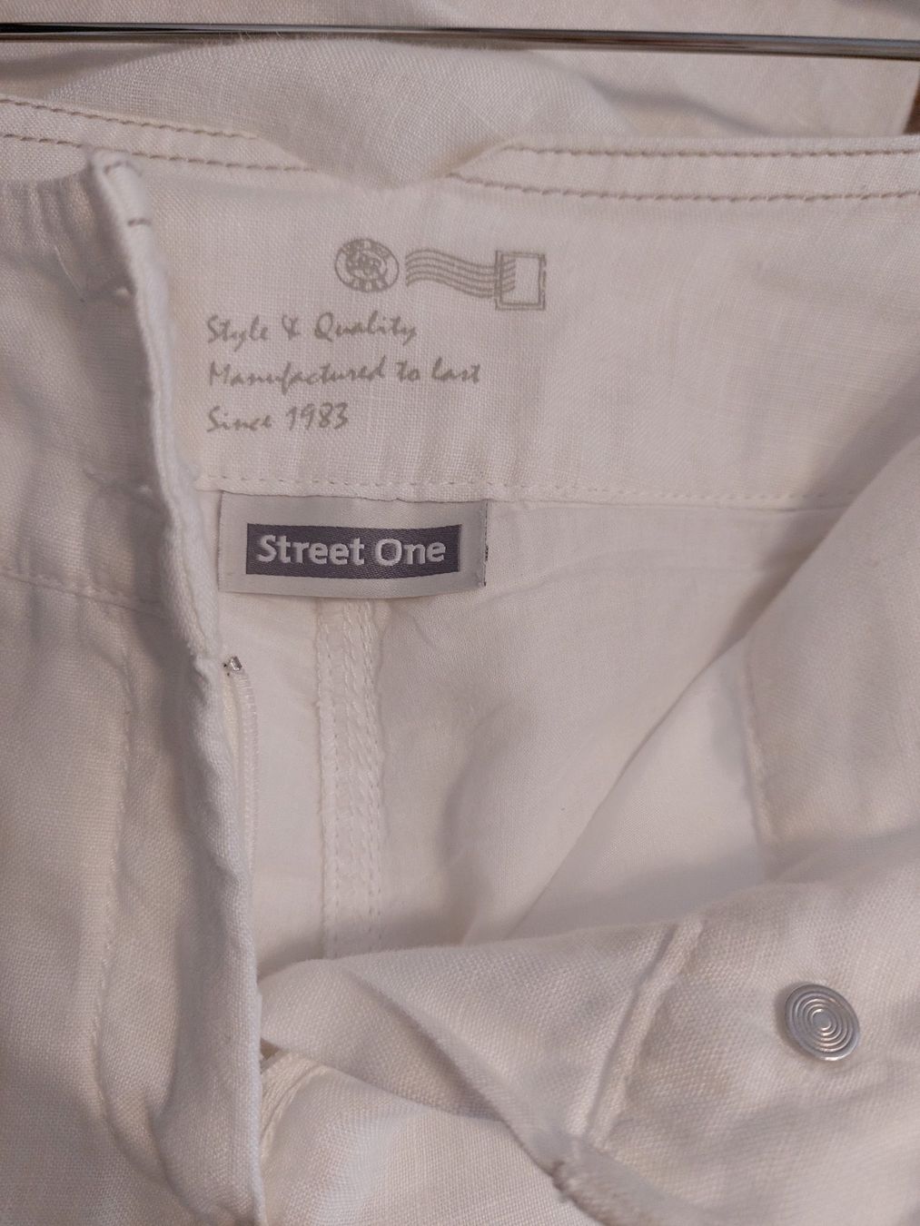 Pantaloni: Leinenhose Street One – Usato da Titterten venduto da fra_v27g 3