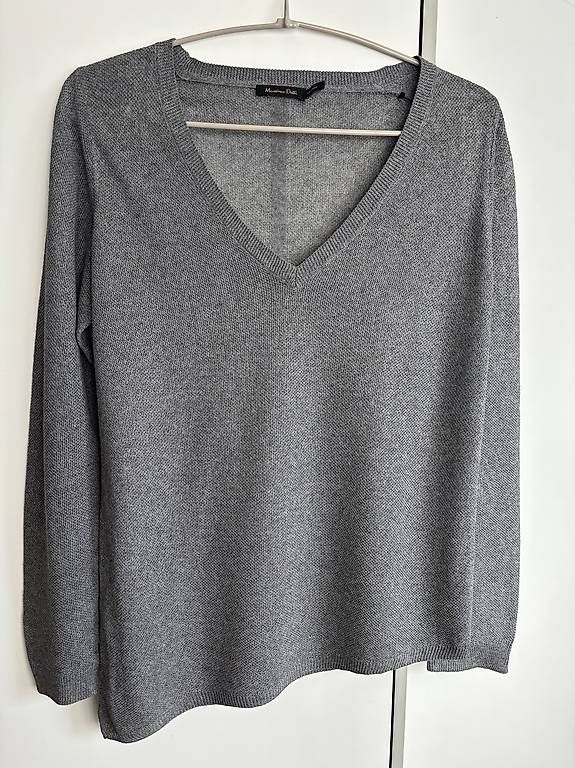 Pullover & Sweatshirts: Pull femme Massimo Dutti gris taille S – Gebraucht aus La Chaux-de-Fonds von baz_sl5w