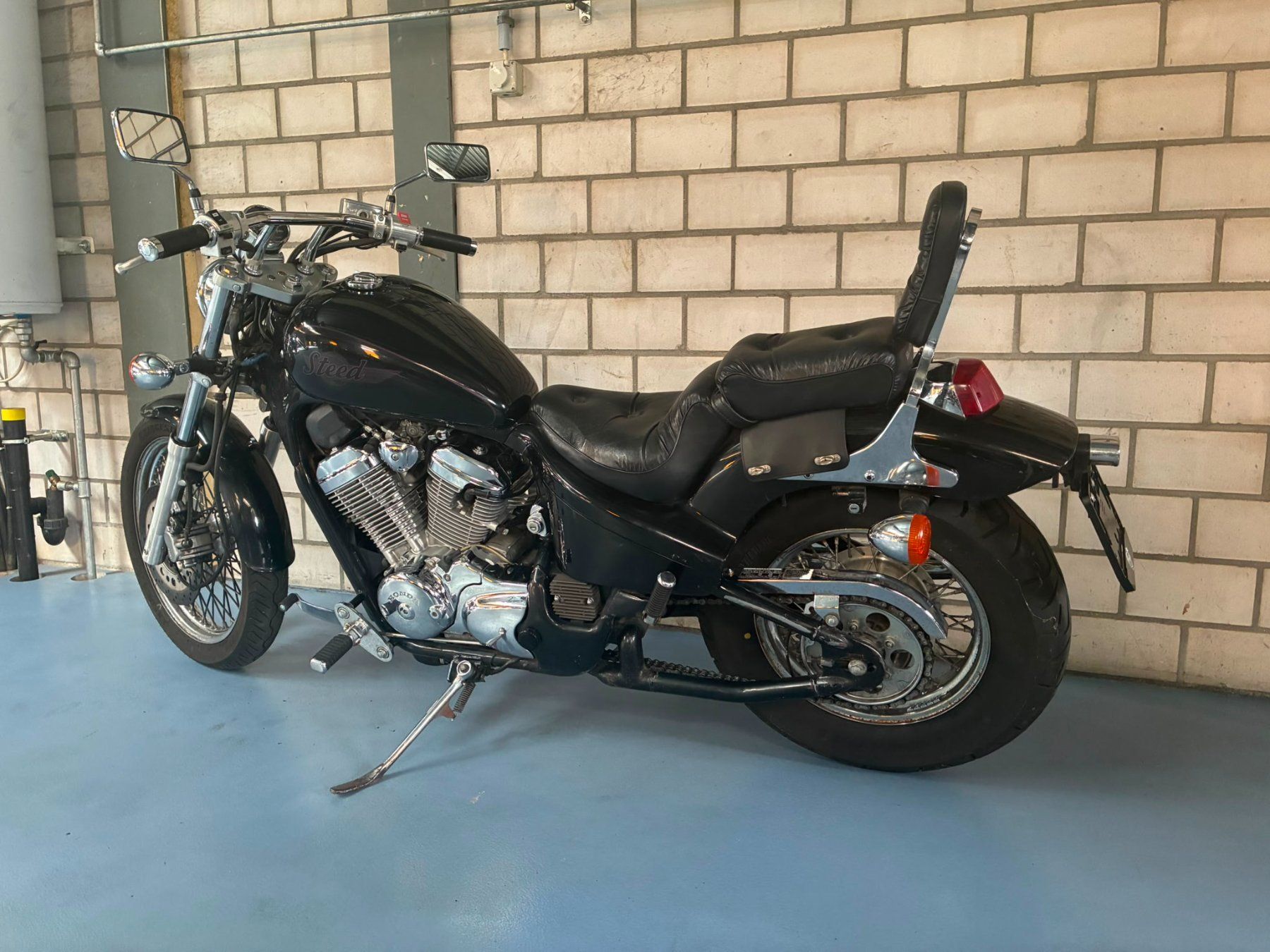Honda Chopper: Honda NC26 – Usato da Alpnach Dorf venduto da Biker-Lady 3
