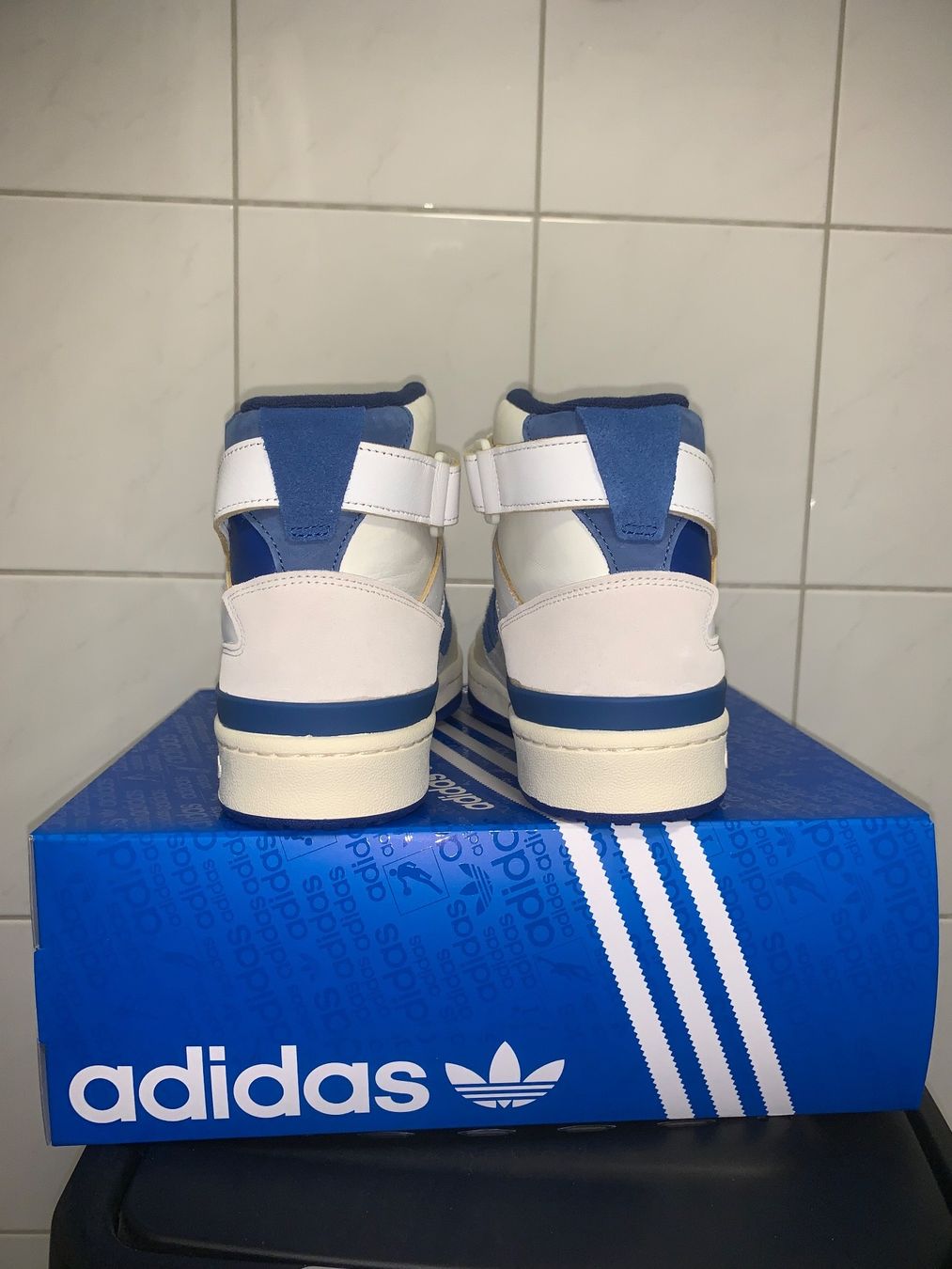 Adidas Herrenschuhe: Adidas Forum High Blue Thread 84 Grösse US 9,5 – Neu und originalverpackt aus Tuggen von Kawest0 1