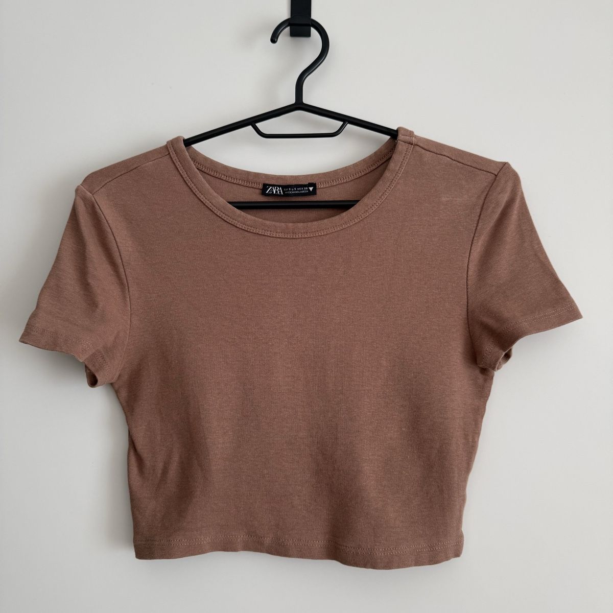 Zara T-Shirts: Crop T-shirt Zara S – Neu (gemäss Beschreibung) aus Zürich von kru_8dtk 2