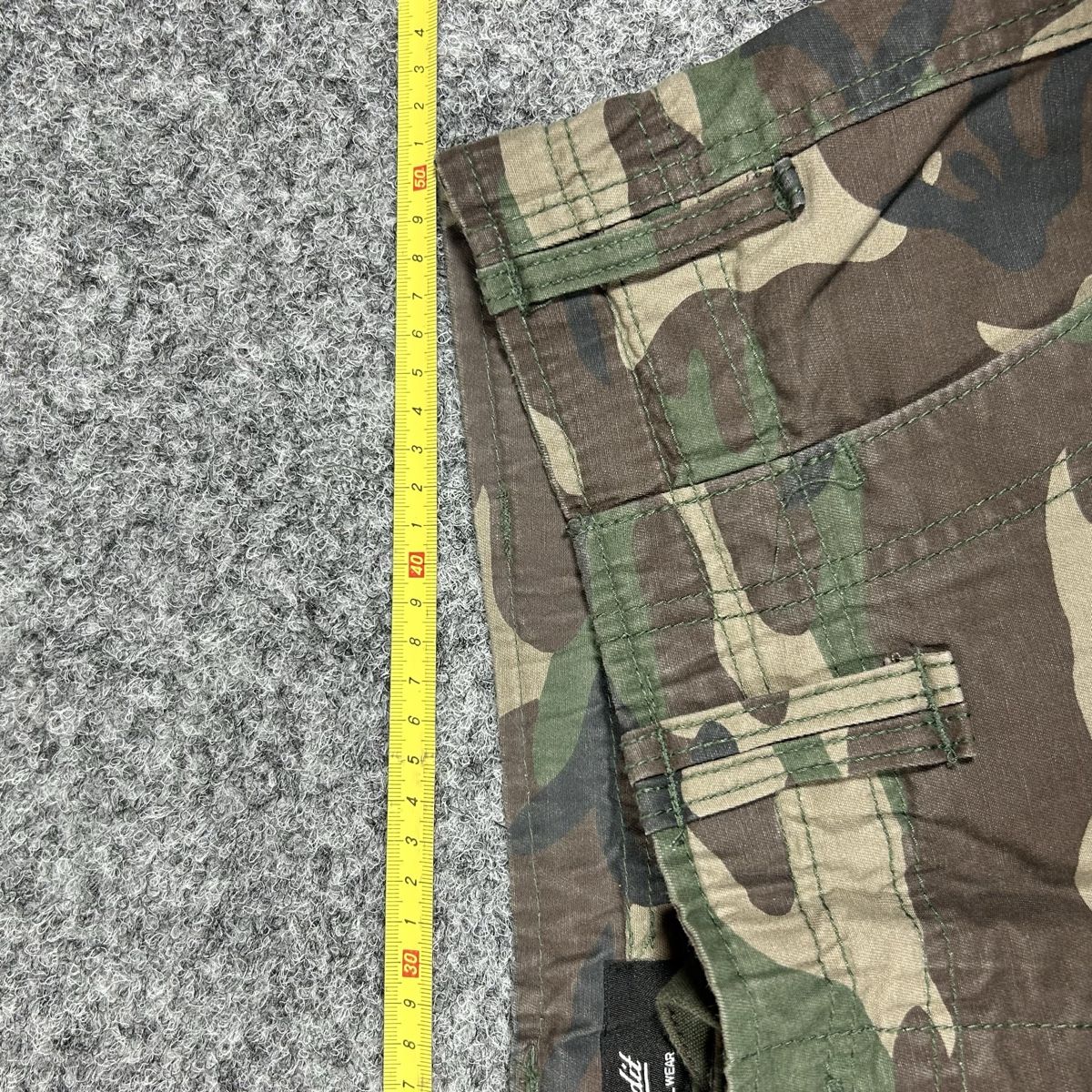 Pantaloni: Camo Pants cargo 3XL – Usato da La Sagne NE venduto da Matlasape 3