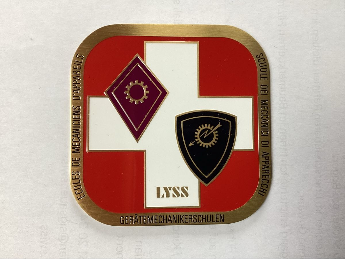 Schweizer Armee Placchette & Badge: RS Gerätemechanikerschulen Lyss – Usato da niederurnen venduto da Hagugelmann