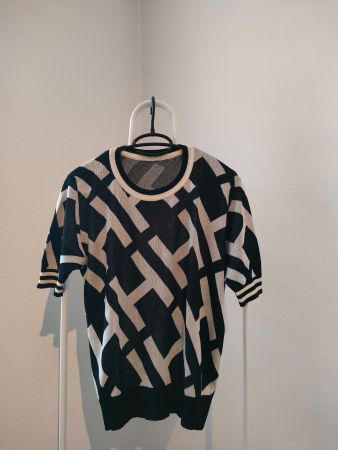 Wunderschöner Pullover Round Neck