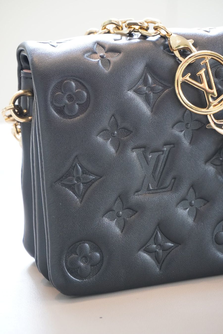 Louis Vuitton Taschen für Damen: Louis Vuitton Coussin – Gebraucht aus Genève von Harold-W 1